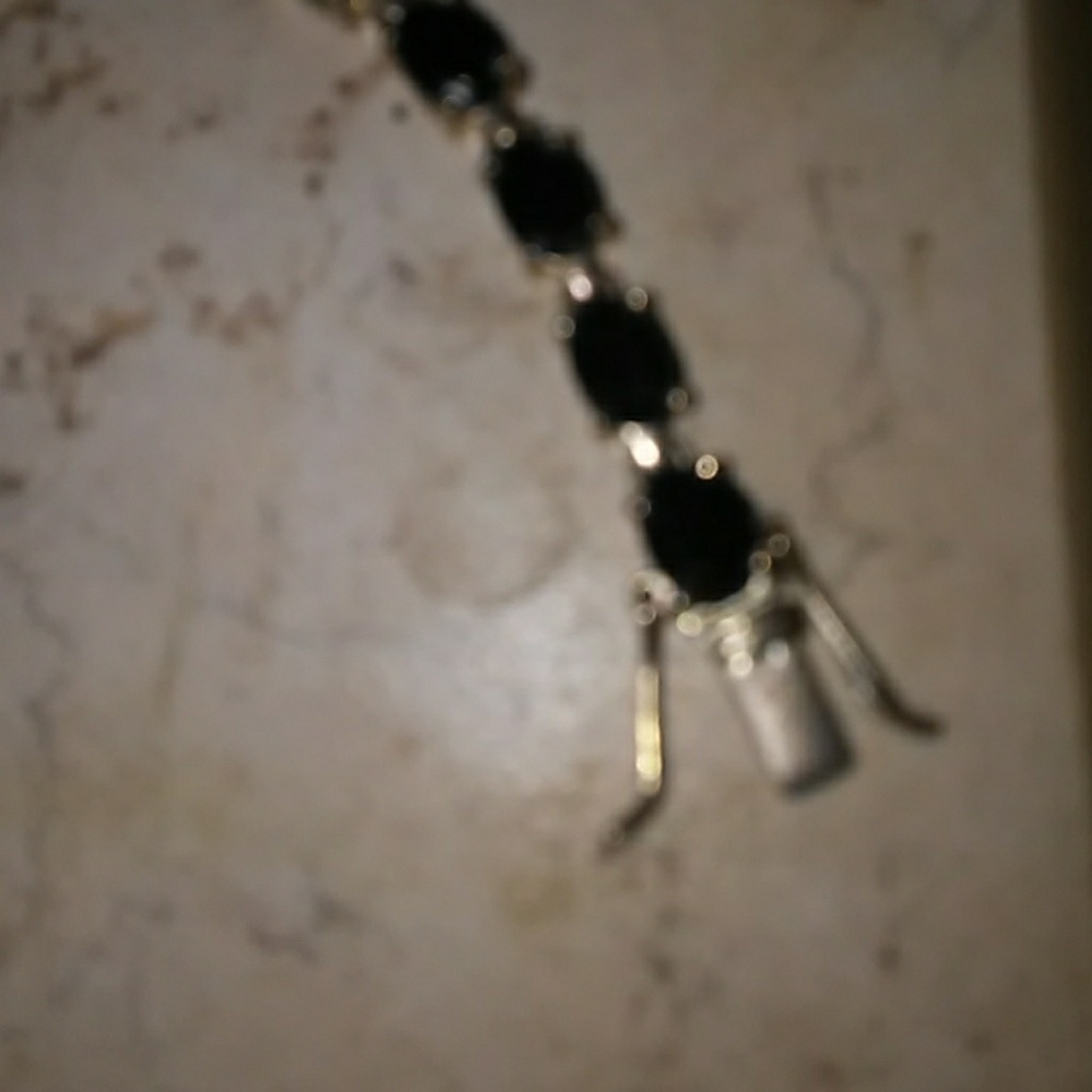 Deep blue sapphire bracelet. - Picture 3 of 7